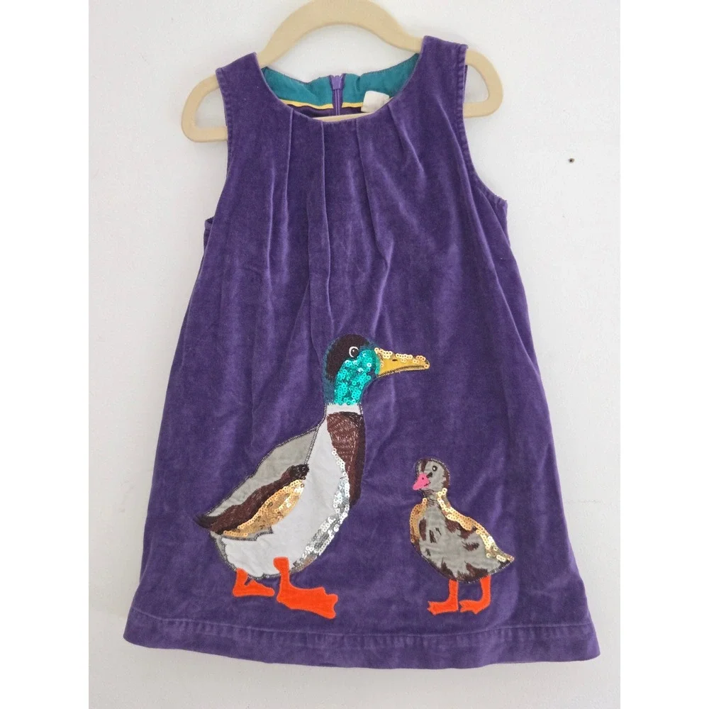 Mini Boden Girls Purple Corduroy Mallard Duck Sequin Applique Jumper Dress 4-5yr